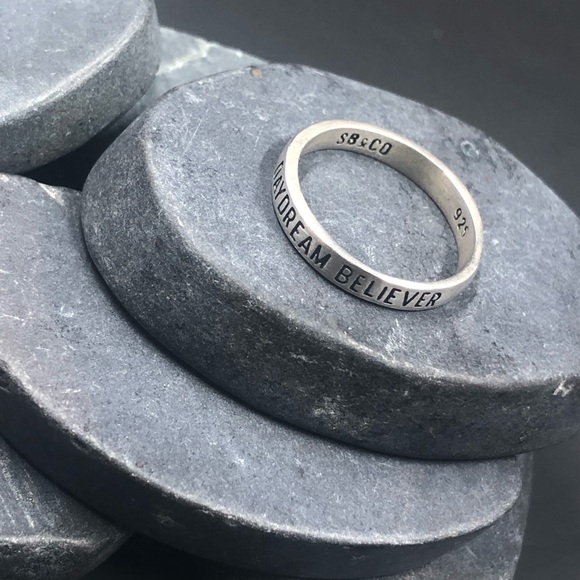 Sugarboo & CO 925 Sterling Silver Stackable “Daydream Believer” Ring - Picture 8 of 12